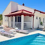 Family Friendly House With A Swimming Pool Janjina, Peljesac - 19594 Hébergement de vacances *