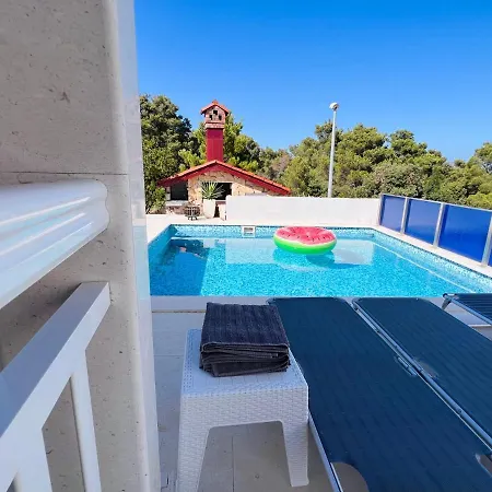 Family Friendly House With A Swimming Pool Janjina, Peljesac - 19594 * Janjina