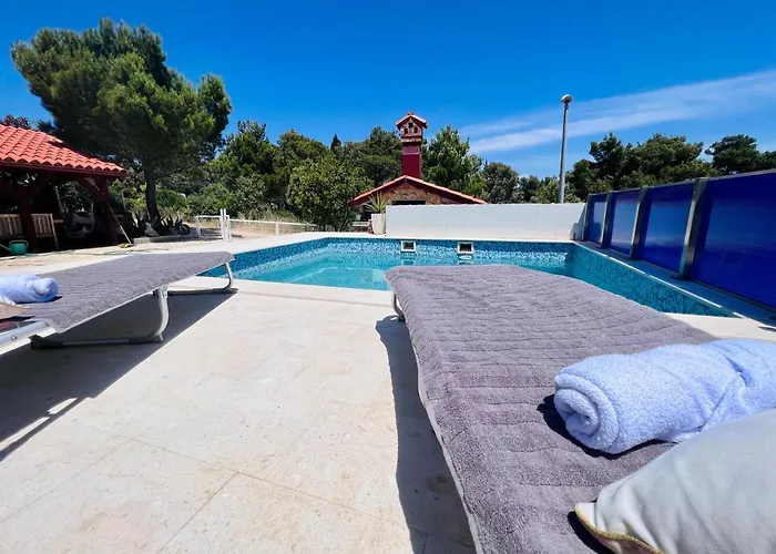 Family Friendly House With A Swimming Pool Janjina, Peljesac - 19594 * Janjina